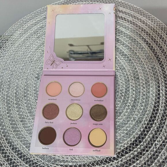 The crème Shop Disney Tinker Bell Eye Shadow Palette and Face Mask NWT - Picture 5 of 9